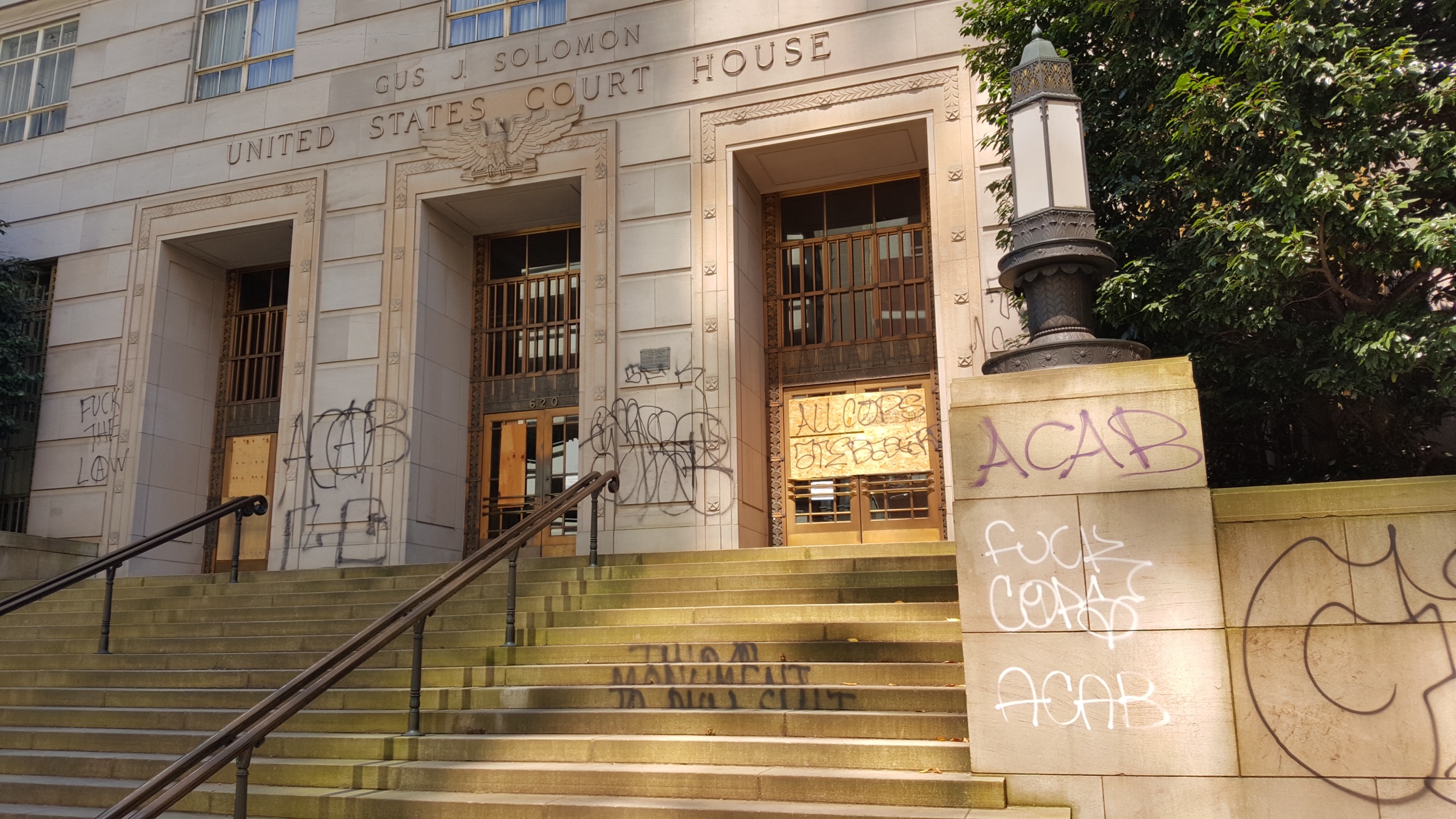 The courthouse in July 2020, second view