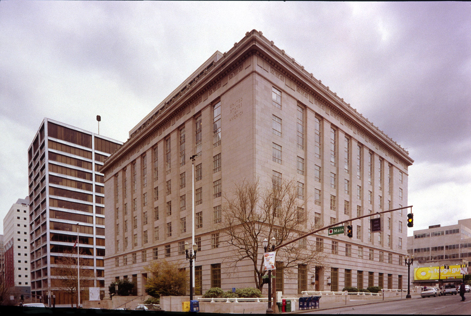 Gus J. Solomon U.S. Courthouse, exterior view