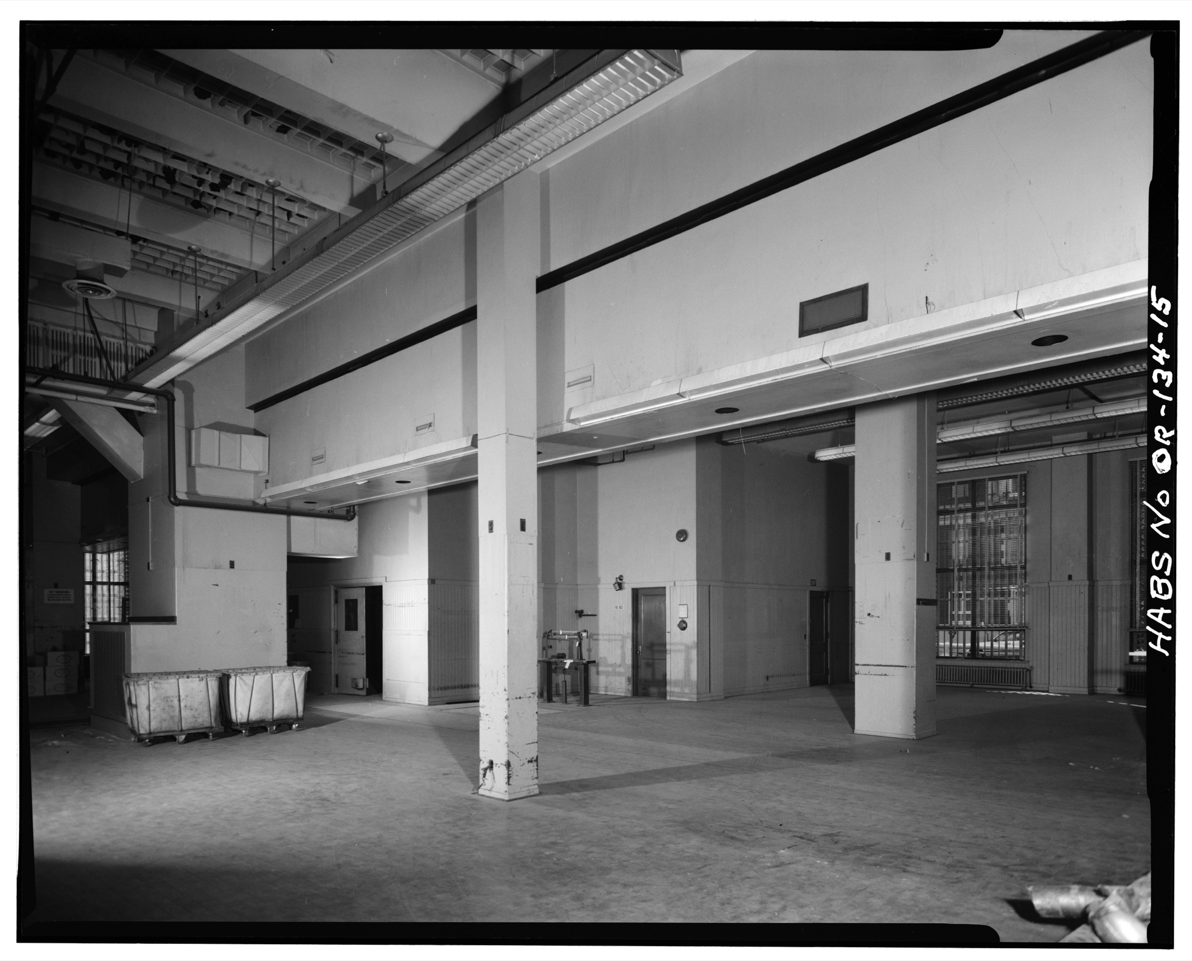 Postal service workroom, southeast area — HABS documentation photograph